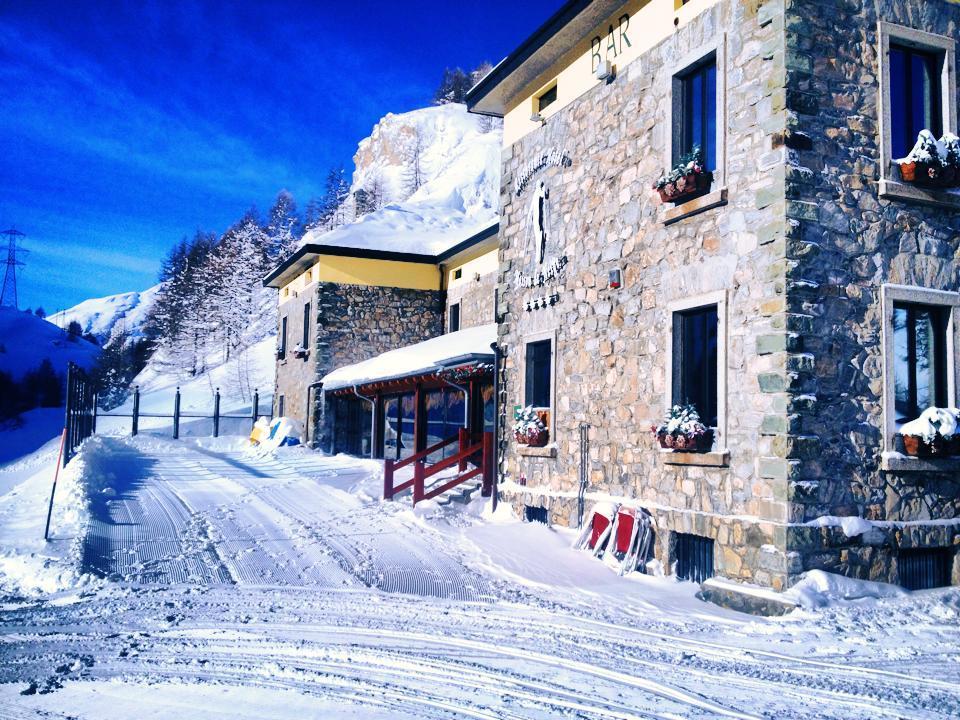 Re Delle Alpi Resort & Spa, 4 Stelle Superior La Thuile Ngoại thất bức ảnh